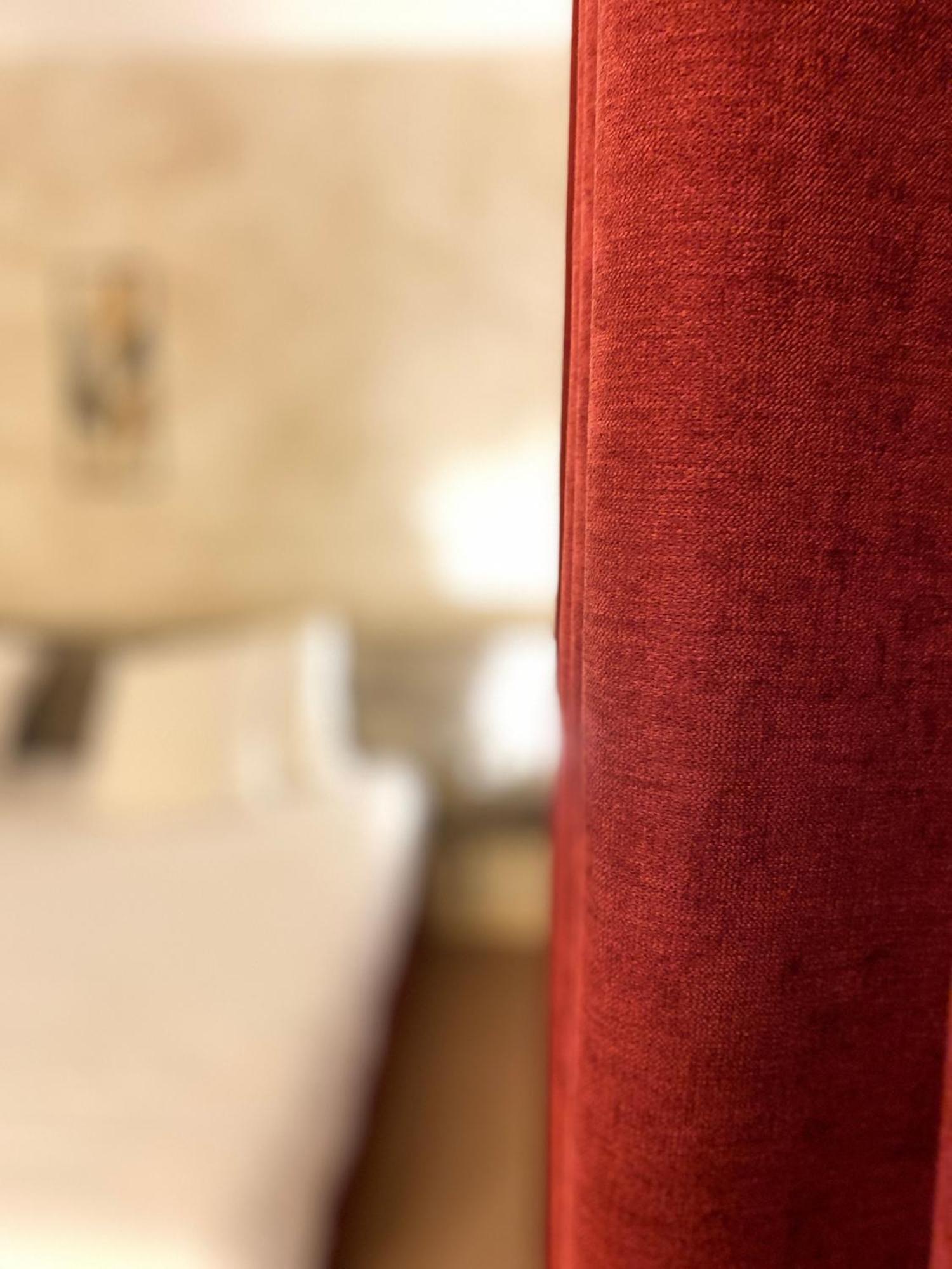 Logis Hotel Medieval, Montelimar Nord ロシュモール エクステリア 写真