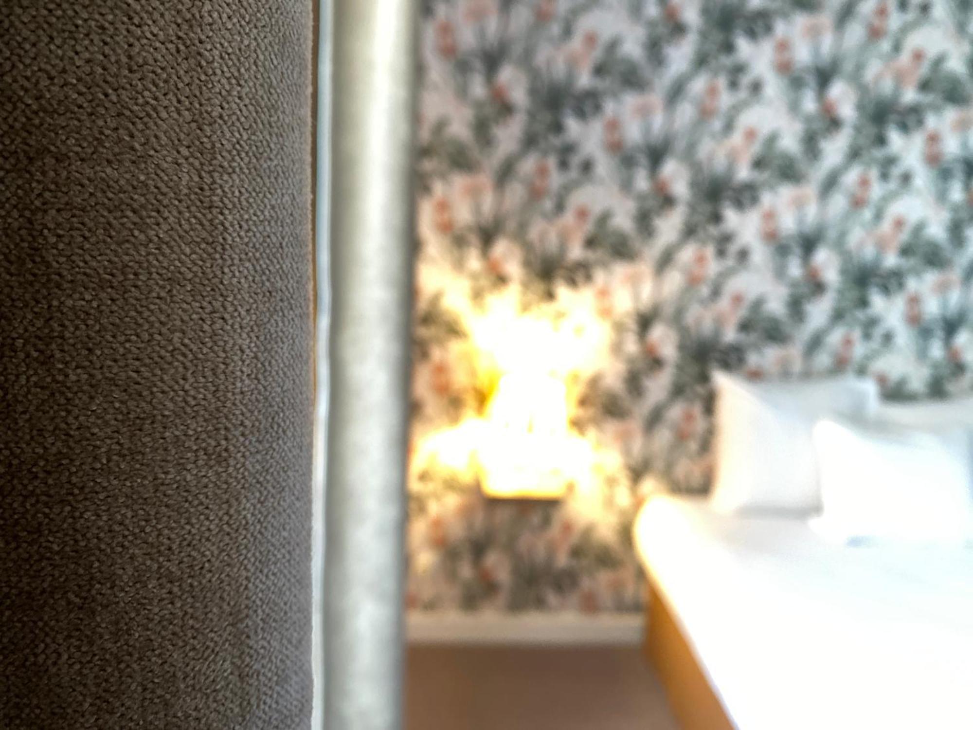 Logis Hotel Medieval, Montelimar Nord ロシュモール エクステリア 写真