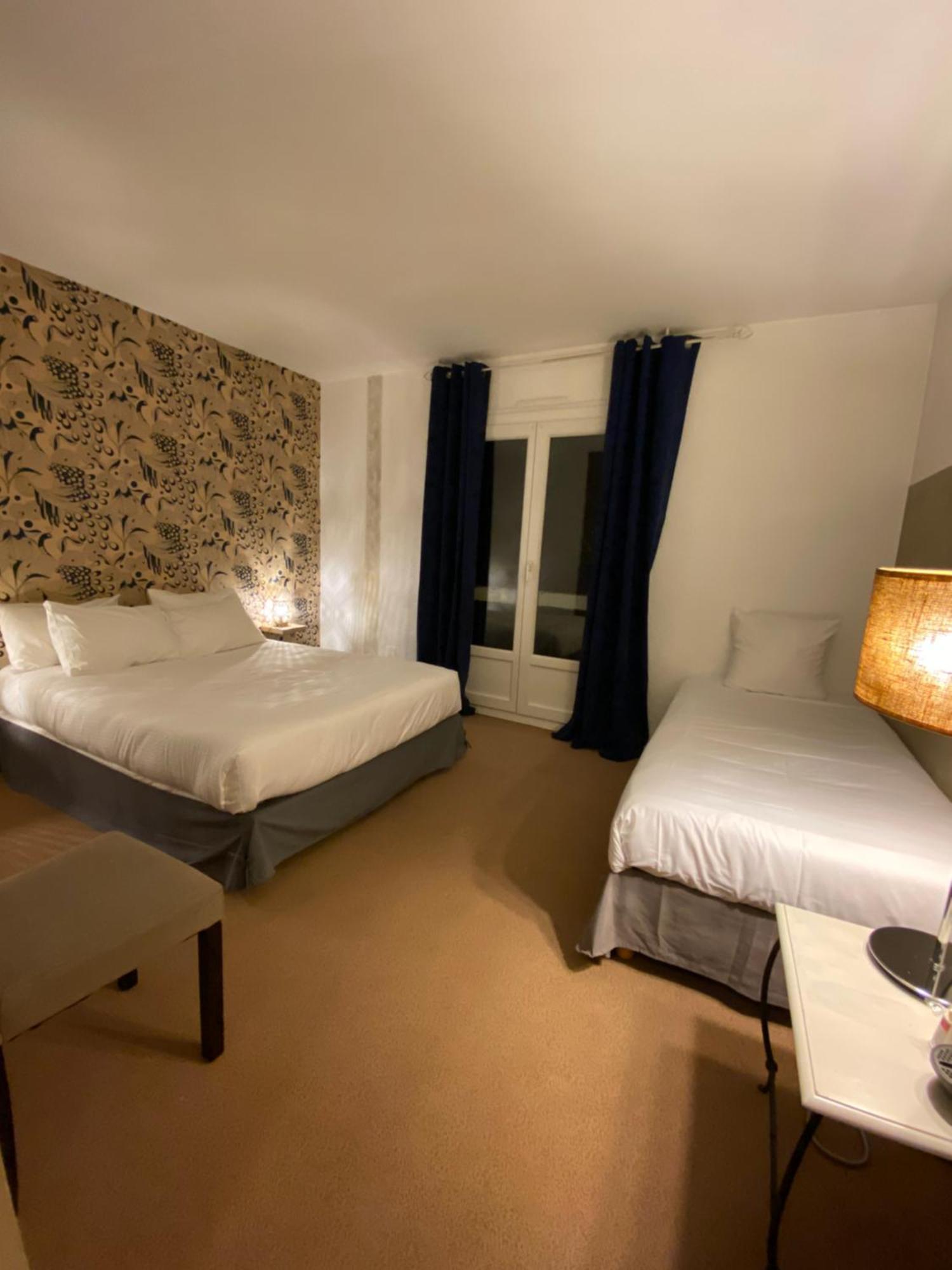 Logis Hotel Medieval, Montelimar Nord ロシュモール エクステリア 写真