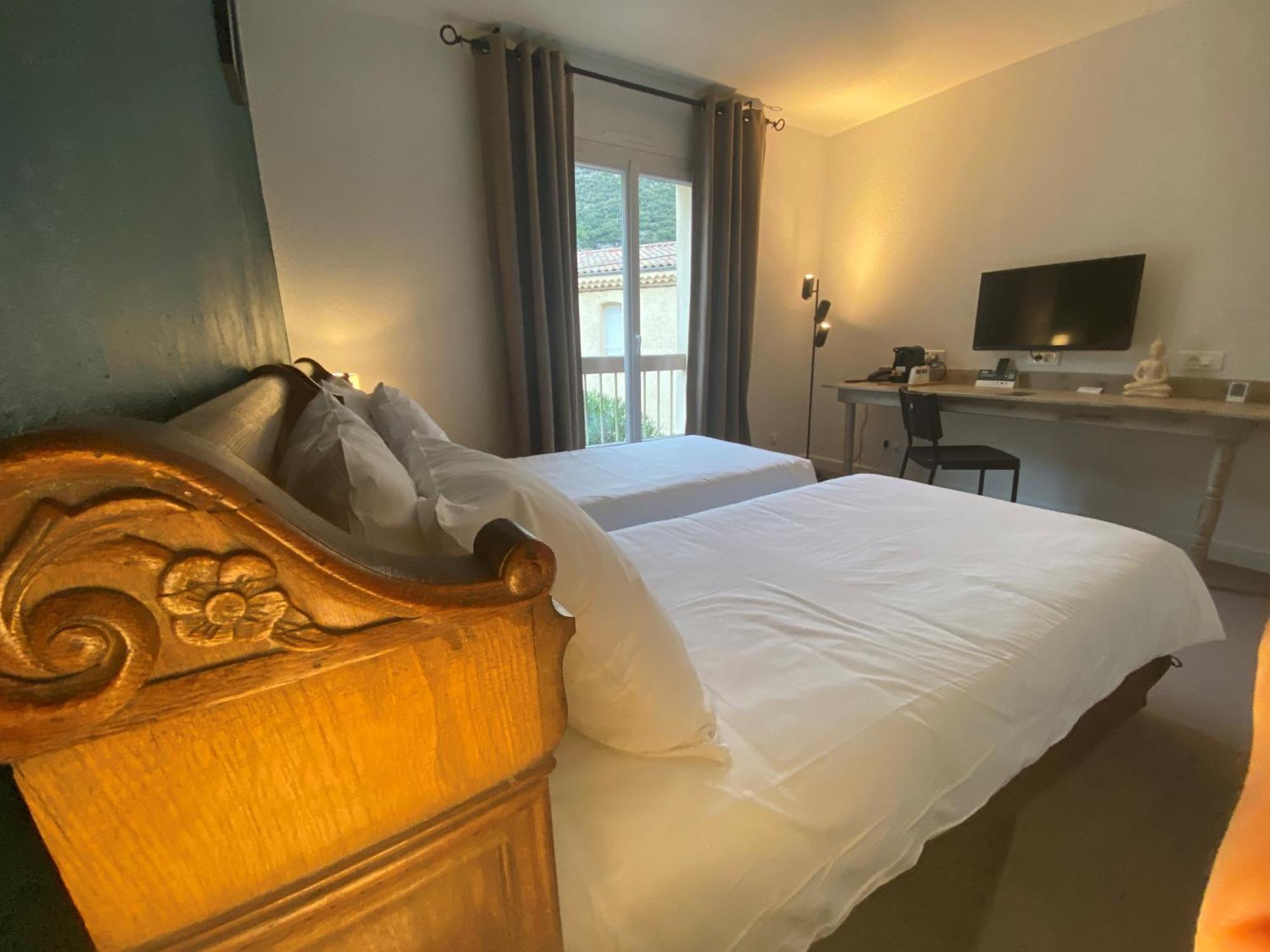 Logis Hotel Medieval, Montelimar Nord ロシュモール エクステリア 写真